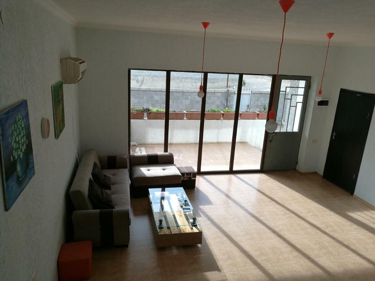 Agora Apartment Tbilisi Exterior foto